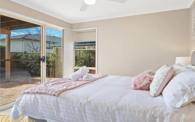 Moy at Nelson Bay, 2/30 Thurlow Avenue