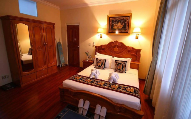 City Golf Resort Hotel