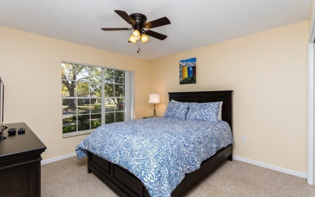 3BR Pool Home in Sunridge by SHV-100