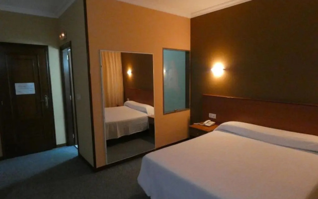 Motel Caldas
