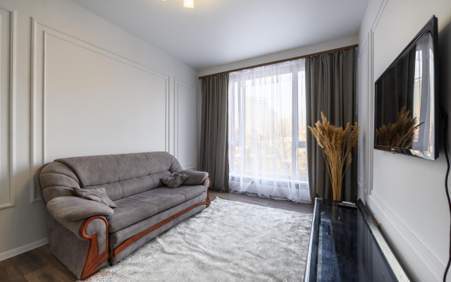 Almaty Apartments (Алматы Апартментс) на улице Манаса 22/2 блок 7