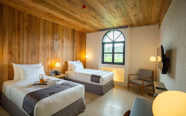 Yama Resort