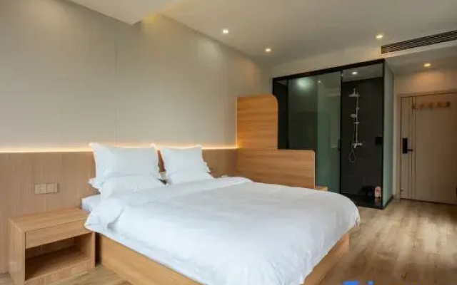 Yunshan Lan Feng Homestay (Yangshuo Xianggong Mountain Scenic Area)