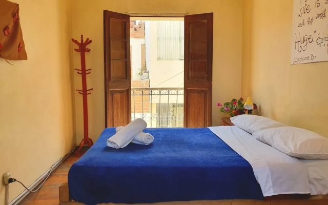 Econunay Hostels