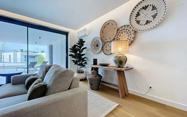 Acqua Beach by Atlantic Holiday