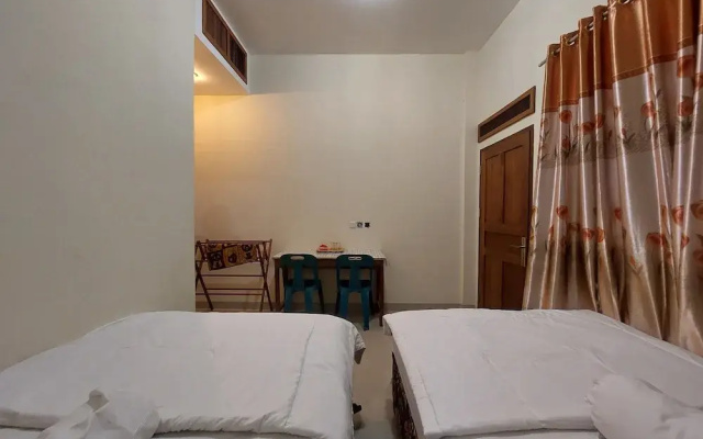 Gondang Sivali Hotel