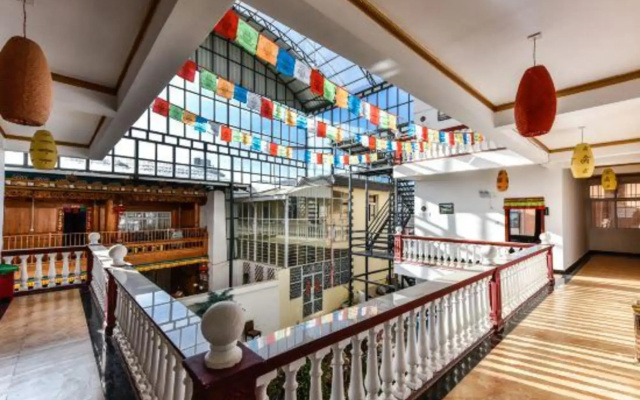 Lezhuang Linka Inn
