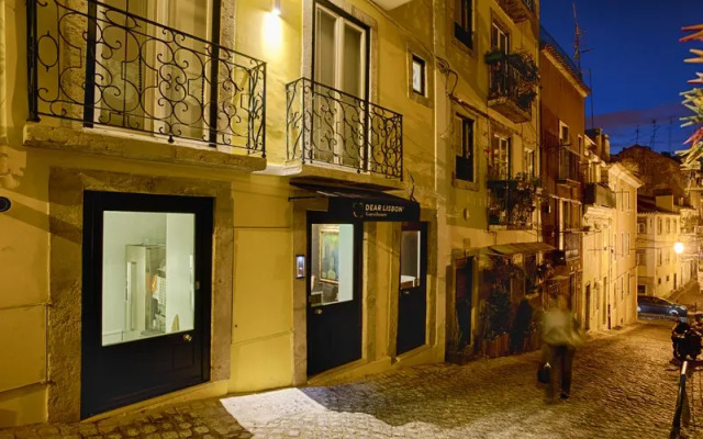 Отель Dear Lisbon Charming House Лиссабон вид на фасад