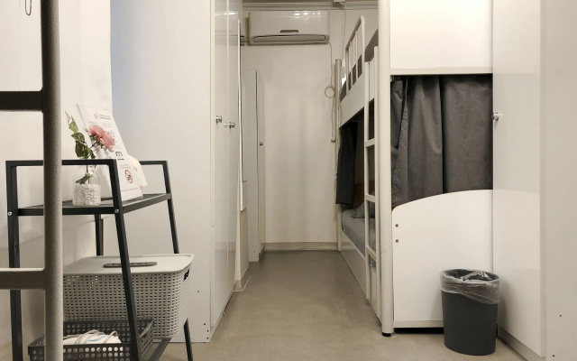 Jun Guesthouse Hongdae