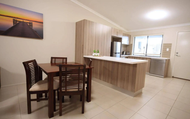 Direct Collective - Villas on Rivergum