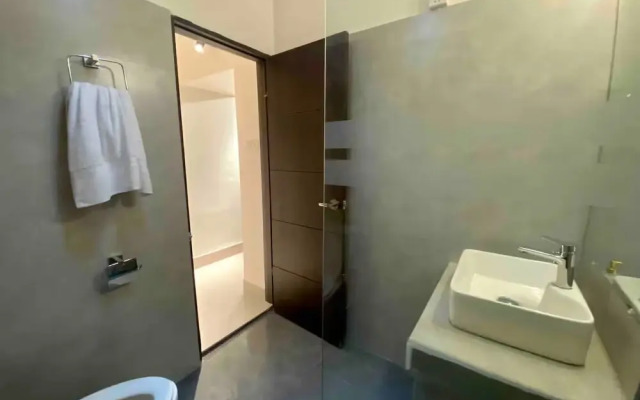 City Views Hotel With Housekeeping