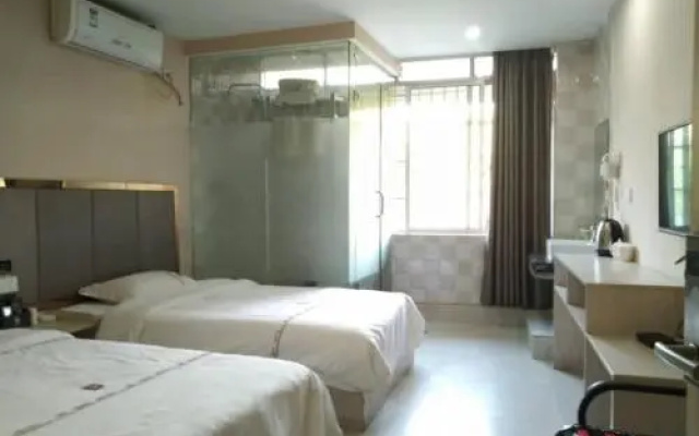 Jinqiao Express Hotel