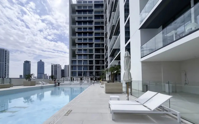 Bright & Modern1br Binghatti Amber JVC Dubai