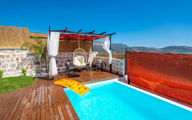 Kalkan Dome Suites & Deluxe-Glamping Holiday In Kalkan