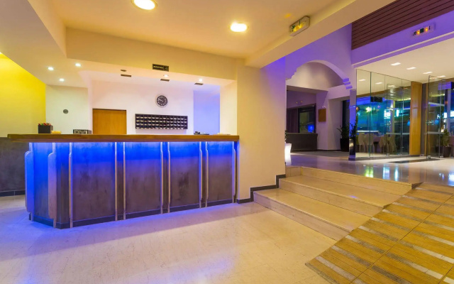 City Center Hotel