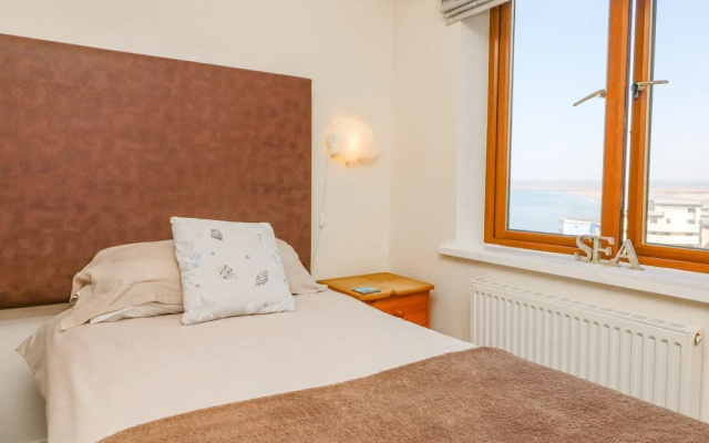37 Ocean Park