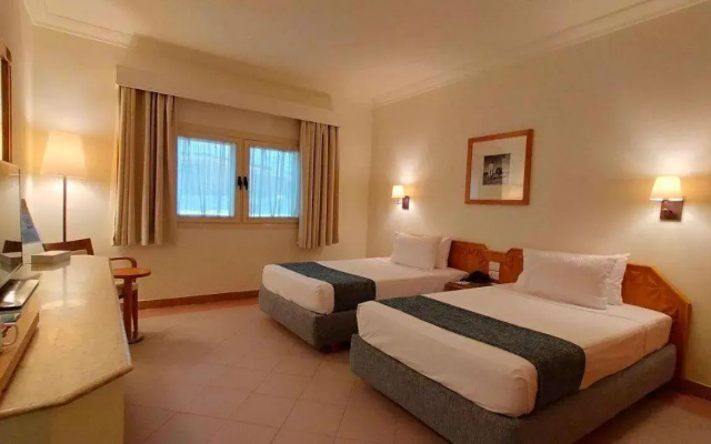 Camel Dive Club & Boutique Hotel