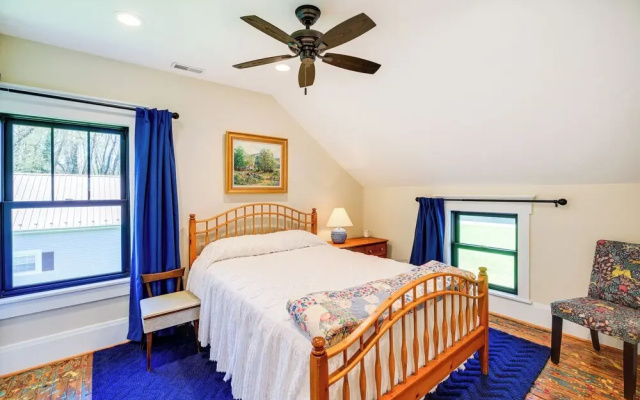 Stunning Damascus Vacation Rental w/ Fire Pit!