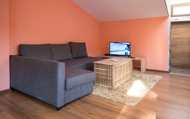 FM Premium 2-BDR Apartment - Spacious Loft