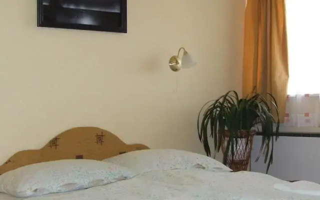 Zátonyi Csárda Panzió