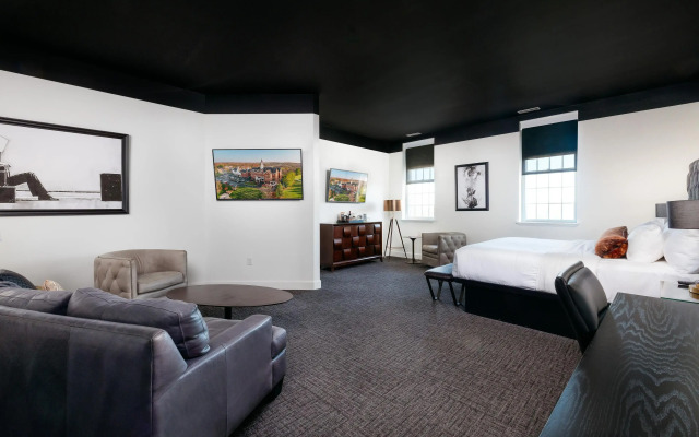 The Delafield Hotel