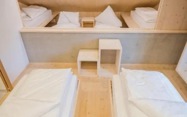 Superior Chalet KOASA-HOF, 240 Meter, 5 Zimmer, 18 Pers