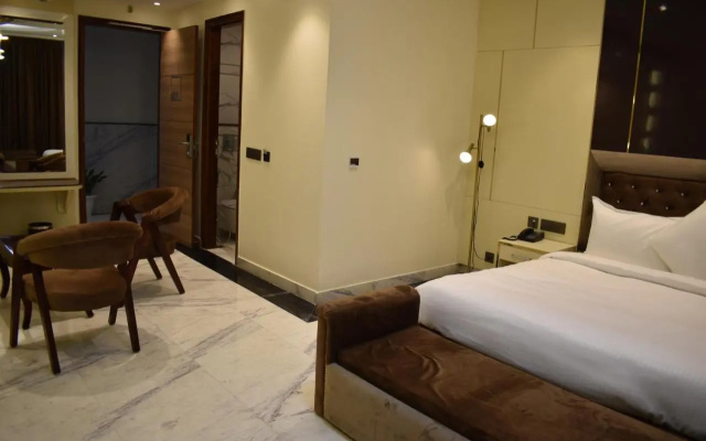 Lime Tree Hotel and Banquet Greater Noida