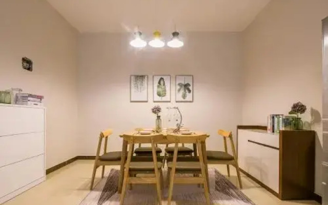 Xi'an Lianhu·Longshou Business Circle· Locals Apartment 00154940