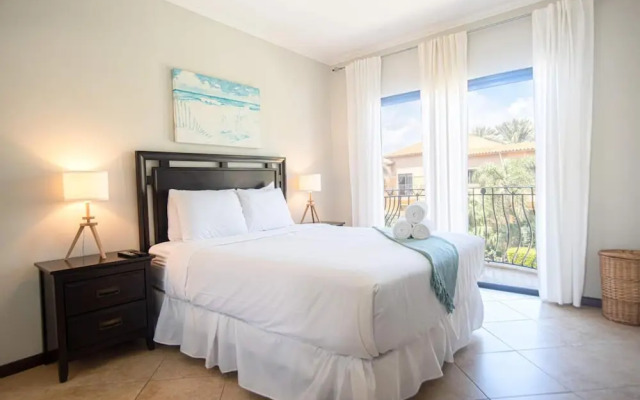2BR 3BA GYM Pools 24 7 Security Restaurant