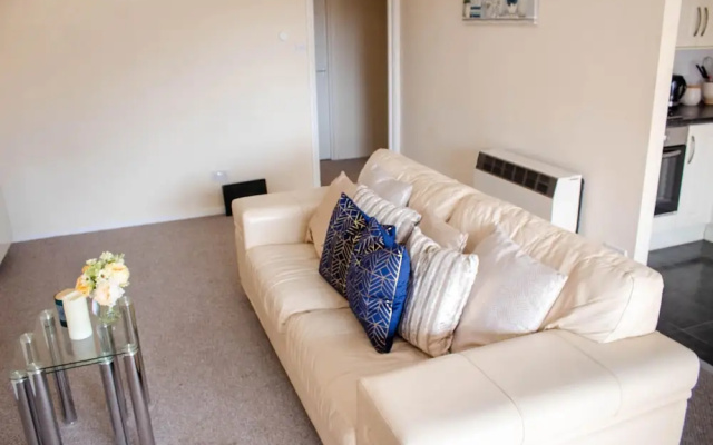 Reine Suites - Central Milton Keynes