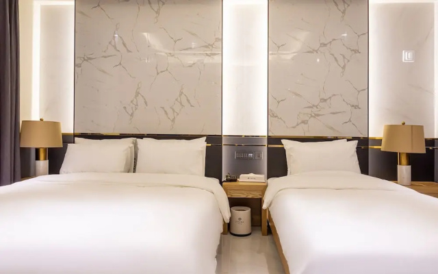 Howard Johnson Cheongju Hotel