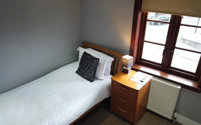 Orchard Hotel