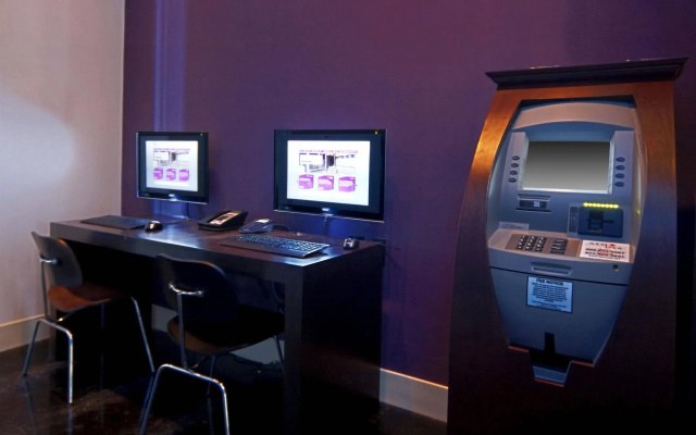 Aloft Charlotte City Center