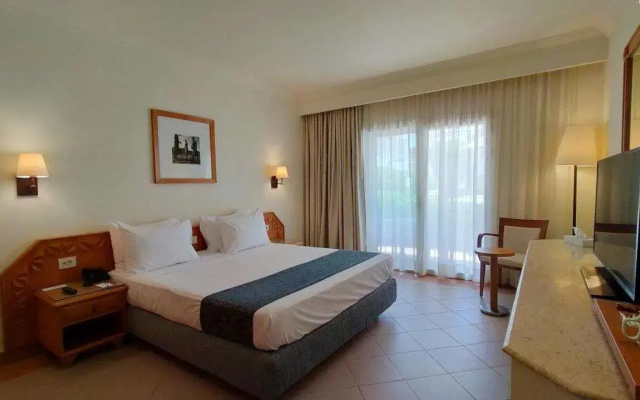 Camel Dive Club & Boutique Hotel