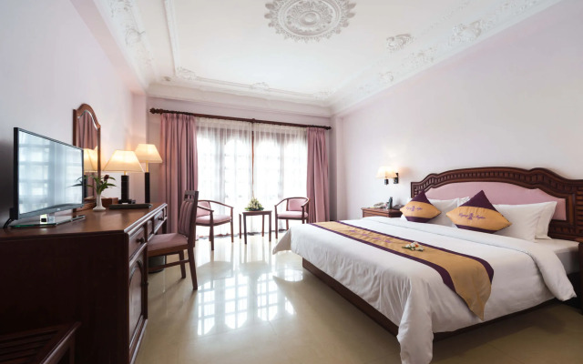 Regency Angkor Hotel