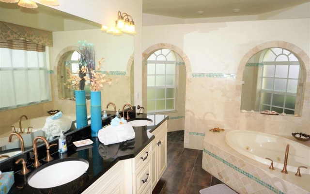 Villa Coral Fairvew