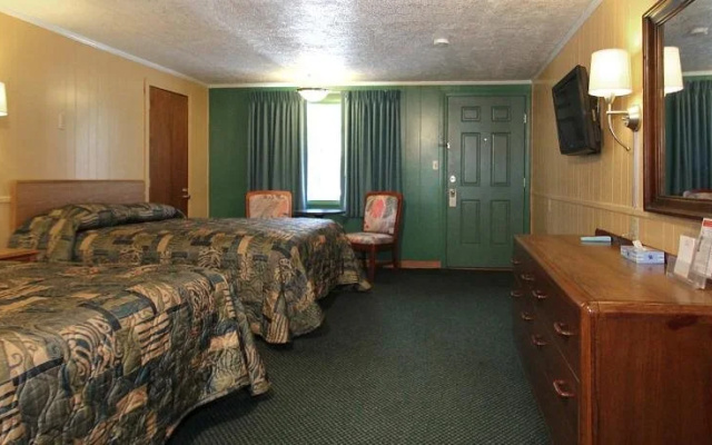 Sanford Inn