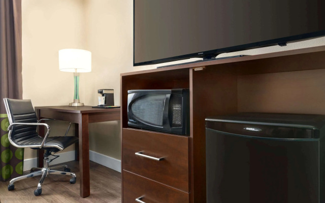 Super 8 by Wyndham Ajax/Toronto On