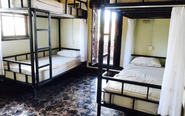 Inn Between Hostel
