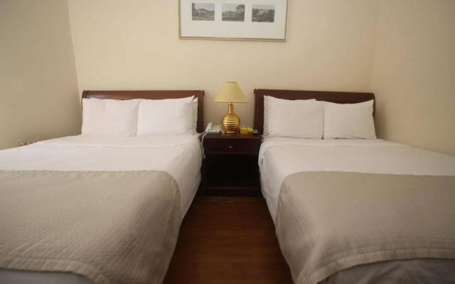 Midwood Suites Brooklyn