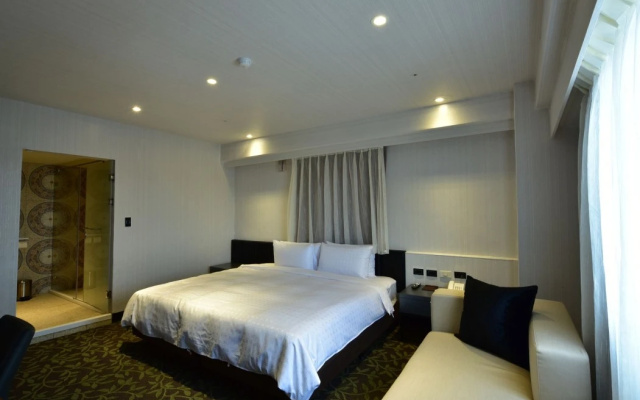 Luxury Hotel
