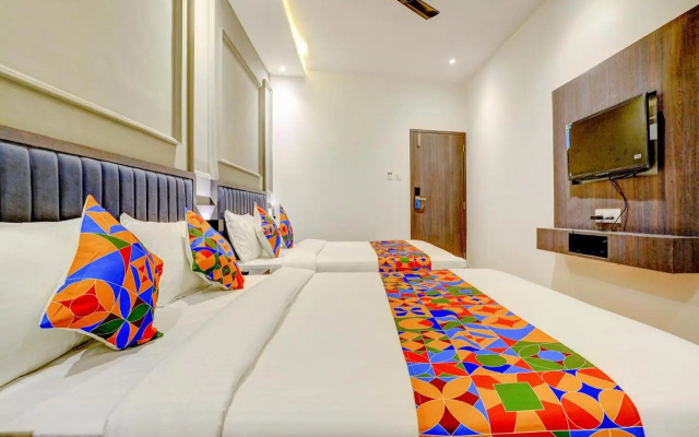 Fabhotel Gorrion International