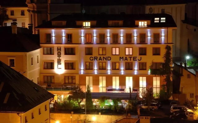 Hotel Grand Matej