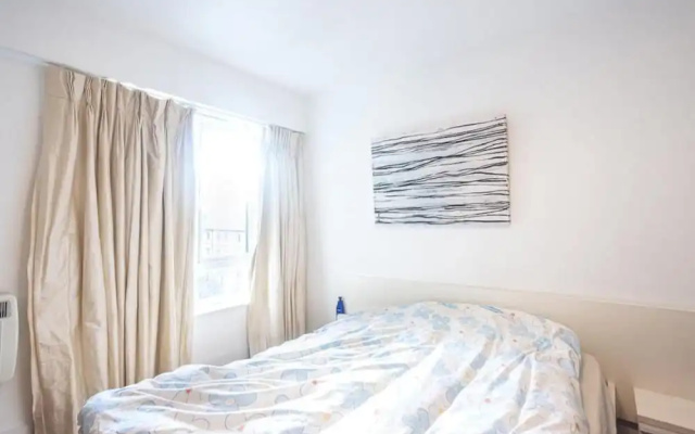 Excellent 2-bed Apartment in Colindale, London