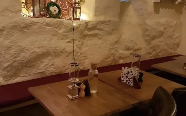 "room in Guest Room - Hotel Tre Små Rum - Twin Room With Shared Bathroom"