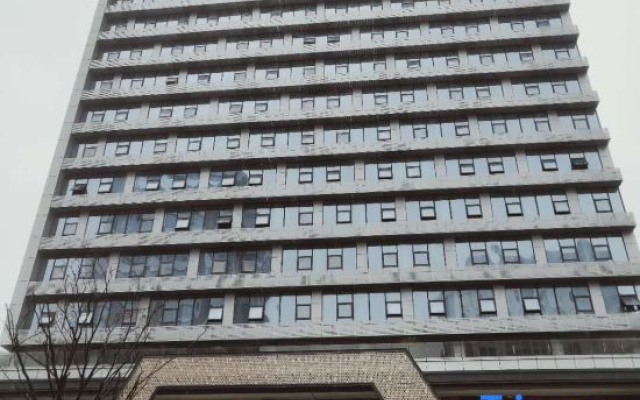 IU Hotel·Nanchang West Railway Station Square