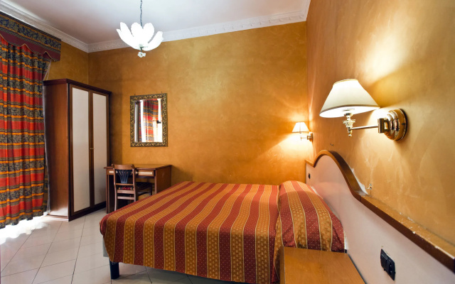 Hotel Lella
