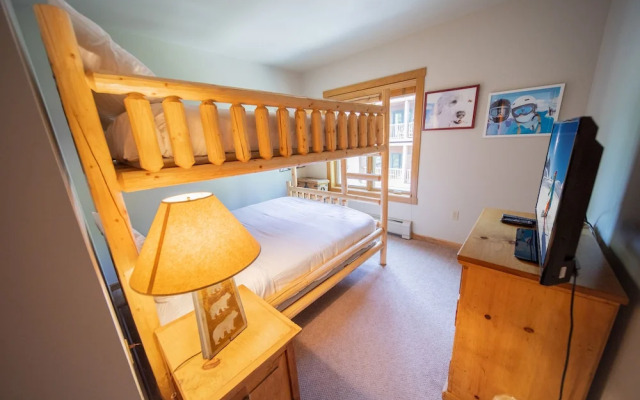 Black Bear 8064 by SummitCove Vacation Lodging