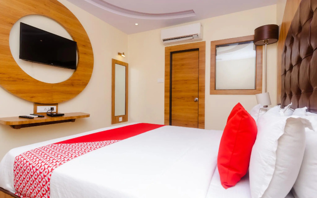 OYO 40285 Hotel Adlon