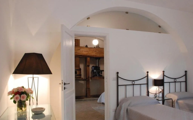 Santo Mercurio Country House